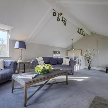 Gate House Dom wakacyjny *